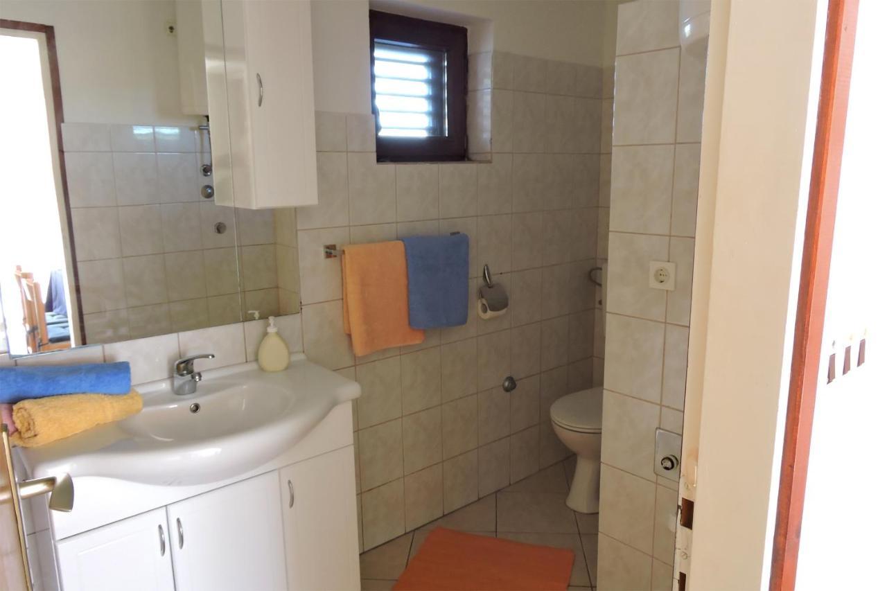 Apartments By The Sea Veli Rat, Dugi Otok - 436 Buitenkant foto