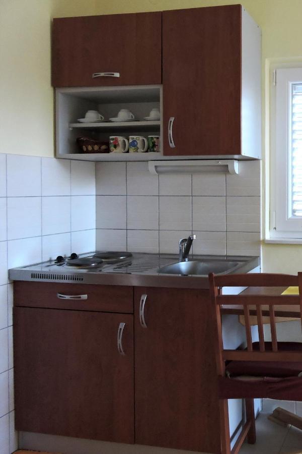 Apartments By The Sea Veli Rat, Dugi Otok - 436 Buitenkant foto